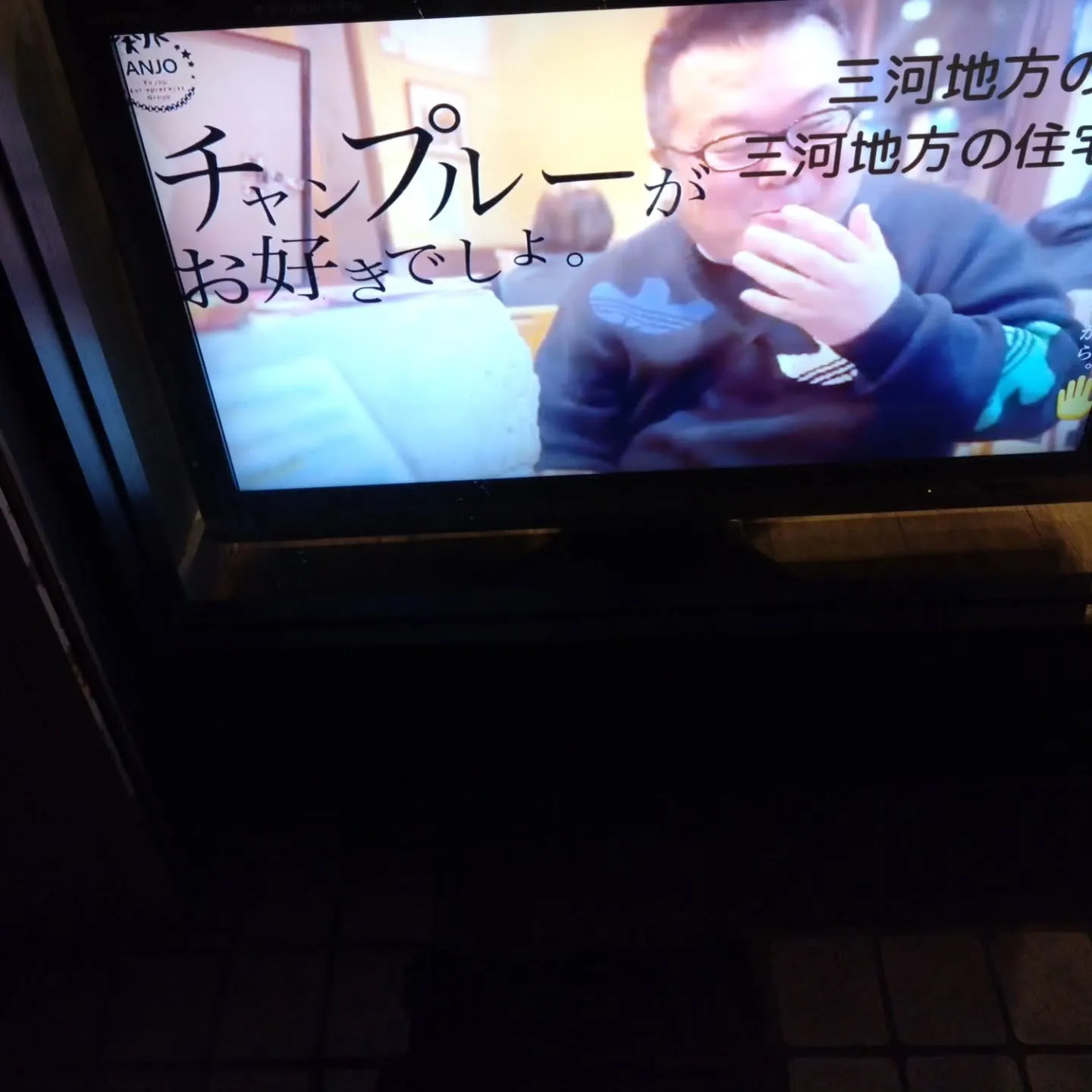 9999円でノートパソコン買って、自宅の40型テレビに接続し...