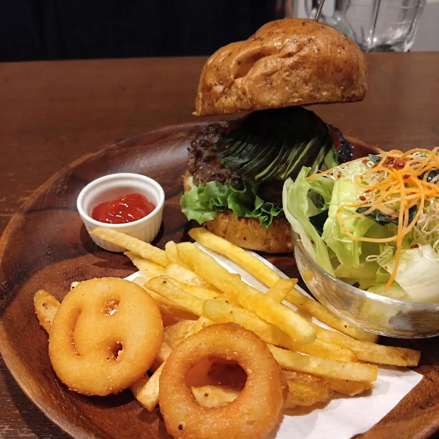 実さんと、松井さんと