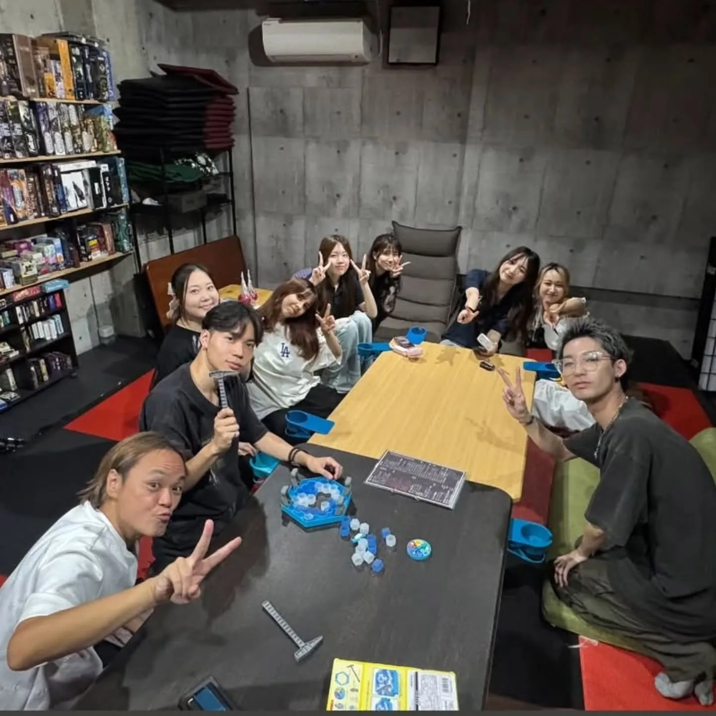 七夕まつりが終わり、酔い覚ましに寄ったゲームバーにて漬物バー...