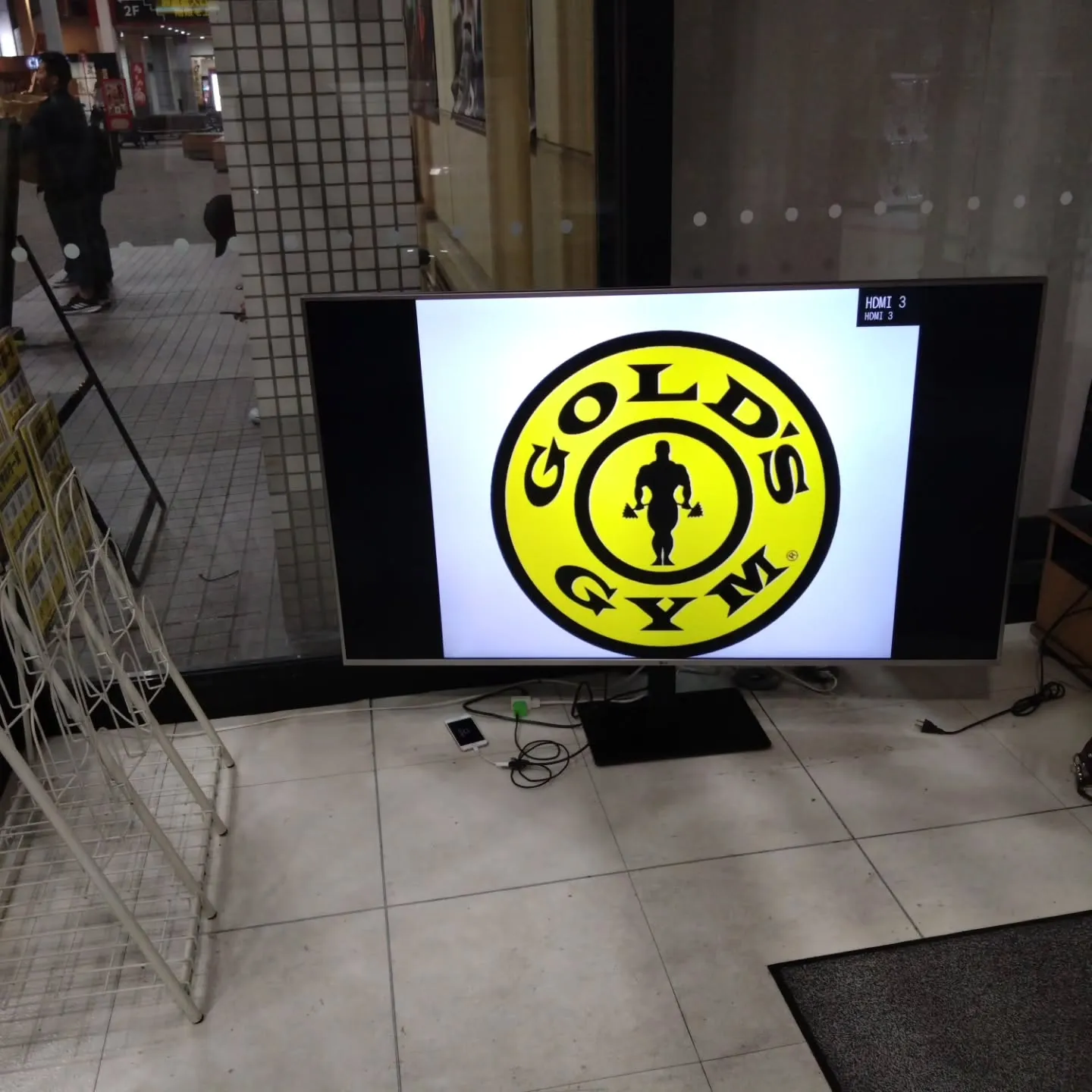 【看板を立てる側】